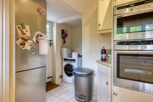 OP Kitchen/Breakfast/Diner- click for photo gallery